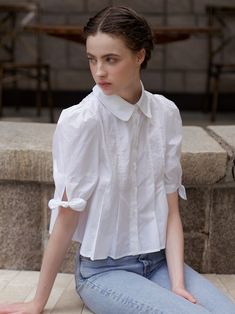 Designer fashion, Seoul-fully created | W Concept Puffed Sleeves Outfit, Corset Fashion Outfits, Persian Fashion, Causal Dresses, Cropped Shirt, Stylish Work Outfits, Fashion Hacks Clothes, Cute Shirt, Street Style Chic