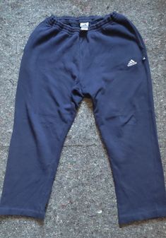 Minimalist vintage Adidas pants with 3 pockets Size L Full length 101 cm In seam length 68 cm Waist 57 cm Cotton and polyester Made in Greece Adidas Hose, Minimalist Vintage, Adidas Vintage, Adidas Pants, Vintage Adidas, Latvia, Greece, Gender Neutral, Full Length