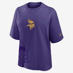 This Boxy T-Shirt helps you support the Minnesota Vikings with a bold look and large team details. Its soft cotton fabric helps deliver a comfortable feel on game day. Nike T-shirt With Logo Print For Game Day, Nike Team Spirit Graphic T-shirt, Nike Graphic Print T-shirt For Game Day, Purple Sports T-shirt With Logo Print, Sports Purple T-shirt With Logo Print, Nike T-shirt With Graphic Print For Team Spirit, Nike Sports T-shirt With Team Logo, Casual Jersey T-shirt For Game Day, Game Day Jersey T-shirt With Team Logo