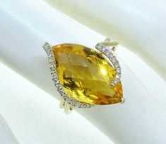 Elegant Yellow Marquise Cut Ring, Elegant Yellow Marquise Jewelry, Elegant Yellow Marquise Cut Jewelry, Handmade Luxury Citrine Rings, Luxury Handmade Citrine Ring, Yellow Marquise Fine Jewelry, Luxury Citrine Multi-stone Rings, Yellow Citrine Hallmarked Rings, Faceted Yellow Citrine Jewelry