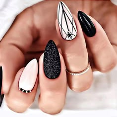 Nagel Tips, Manicure Tips, Nail Type, Fake Nails With Glue, Stick On Nails, Design Geometric, Artificial Nails, Rhinestone Nails