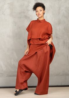 Update your streetwear with the Loose Linen Brick red Harem Pants. These Foll Loose Harem Pants feature a mid waisted construction, front zipeer and button closer, an elastic at the back of the waist. The pants have two side pockets and two back pockets for convenient storage. Perfect for slaying in the streets, pair these linen pants with a loose shirt and sport shoes. This Brick red plus size clothing women is made of perfectlinen, high quality pure, soft linen from Italy Brick red Linen Harem Drop Crotch Pants Women, White Harem Pants, Harem Pants Outfit, Striped Pants Women, Types Of Trousers, Harem Pants Fashion, Linen Harem Pants, Linen Drawstring Pants, Loose Fitting Pants