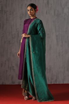 Deep green organza dupatta, accentuated with floral hand embroidery on all four sides.
Component: 1
Pattern:  Hand Embroidery
Type Of Work: Floral Zardozi
Fabric: Organza
Color: Green
Other Details: 
Note: Kurta and pant worn by the model is not for sale
Occasion: Puja,Mehendi and Haldi - Aza Fashions Pista Green Chanderi Sharara With Embroidered Border, Pista Green Sharara With Embroidered Border, Embroidered Silk Dupatta In Pista Green, Pista Green Embroidered Silk Dupatta, Embroidered Pista Green Silk Dupatta, Elegant Green Lehenga With Embroidered Border, Traditional Pista Green Organza Kurta, Green Traditional Wear With Sheer Dupatta In Organza, Green Anarkali Set With Zari Work In Organza