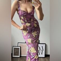 Gorgeous Lilac Floral Dress Nwt Lilac Floral Dress, Floral Corset Dress, Floral Corset, Big Flowers, Corset Dress, Cinched Waist, Purple Dress, Zara Dresses, Floral Dress