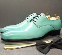 Fashion Men's Leather Shoes Green Leather Sole Dress Shoes For Office, Business Green Pointed Toe Dress Shoes, Office Green Dress Shoes With Rubber Sole, Green Dress Shoes With Rubber Sole For Office, Green Office Dress Shoes With Rubber Sole, Green Pointed Toe Dress Shoes, Elegant Green Dress Shoes For Office, Green Wingtip Business Dress Shoes, Green Dress Shoes For Derby With Round Toe