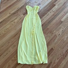 Gorgeous Maxi Dress Yellow Never Worn Color Is Identical To The Photo (The Picture Is Showing Up Darker Because Of The Lighting) Fitted Yellow Dress For Casual Wear, Yellow Sundress For Cocktail Occasions, Fitted Spaghetti Strap Maxi Dress For Daywear, Yellow Midi Dress With Fitted Bodice, Yellow Fitted Midi Slip Dress, Yellow Fitted Bodice Midi Dress, Yellow Midi-length Dress With Fitted Bodice, Yellow Fitted Bodice Dress For Summer, Summer Sheath Maxi Dress For Cocktail