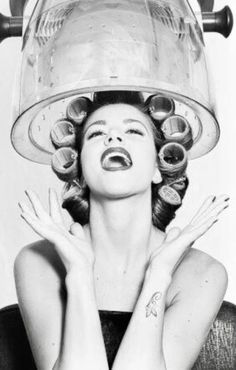 Salon Photoshoot, Hello Hair, La Style, Let Your Hair Down, Vintage Glam, Hair Curlers, Vintage Hairstyles, Cosmetology