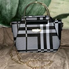 Nwot Never Used Burberry Leather With Gold Handle And Crossbody Chain Kept Clean In A Closet Inside A Mk Dustbag No Zipper Flaws Zero Damage Marks Or Stains Smoke Free Home Protector Over Burberry Emblem Peeling But Still Attached Retailed Over $2400 Burberry Purse, Burberry Black, Gold Handles, Burberry Bag, Keep It Cleaner, Burberry, Dust Bag, Bag Lady, Purse