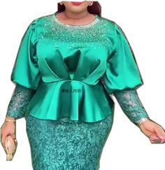 Green Stretch Party Sets, Green Stretchy Party Sets, Fitted Green Sets For Party Season, African Clothes For Women, Lace Outfits, Tops And Skirts, African Clothes, Ankara Dresses, Gown Plus Size