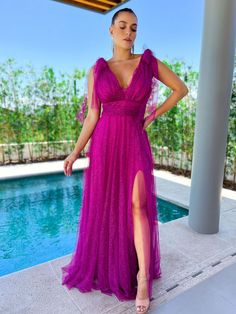 Fúcsia  Collar Sem Mangas Tecido  Em A Embellished Elasticidade alta Wedding Guest Outfit Inspiration, Pre Wedding Shoot Ideas, Graduation Party Dresses, Vestido Plus Size, Mob Dresses, Women Long Dresses, Wedding Bridesmaid Dresses, Wedding Bridesmaids, Tulle Dress