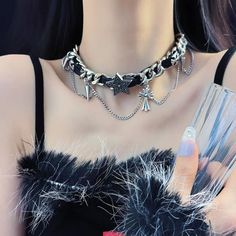 Length: 41-50cm Trendy Multi-strand Chunky Chain Jewelry, Chic Alloy Necklaces For Party, Chic Silver Alloy Chain Necklace, Chic Alloy Choker Jewelry, Chic Alloy Choker, Chic Silver Alloy Necklace, Chic Alloy Jewelry With Adjustable Chain, Trendy Alloy Chain Necklace, Chic Alloy Necklace With Adjustable Chain