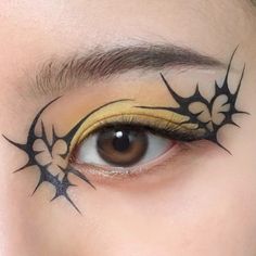 Eyeliner Designs, Punk Makeup, Face Art Makeup, Work Makeup, Lip Makeup Tutorial, Waterproof Liquid Eyeliner, Pinterest Makeup