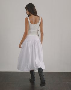 Kiyono Skirt in White Poplin Skirt | Kiyono – motelrocks-com-us Poplin Skirt, Party Dress Long Sleeve, Bandeau Dress, Midi Dress Summer, Long Black Dress, Party Dress Long, Long Sleeve Bodycon Dress, Vest Top, Poplin Fabric