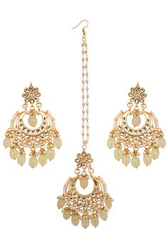 Embellished with kundan and beaded detail chandbali & mang tika set. Product Features: Color: Cream Gold Toned Kundan Inspired Mang Tika with Chanbali Material: Metal copper alloy, Semiprecious pastel beads Work : kundan with meenkari on back side Dimension: Earring :Length - 3.1in, Width - 2in Mang Tika : Length -8 in width - 2in Pack Of: 1 pair earrings 1 mang tika Occasion: festive and wedding Disclaimer: There will be slight difference in digital to actual image Mang Tika, Pastel Beads, Beads Work, Pastel Green, Cream And Gold, Bead Work, Product Features, Semi Precious, Diamond Necklace