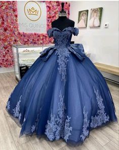 Corpse Bride Sweet 16 Dress, Corpse Bride Themed Quinceanera, Dark Blue Dresses Quinceanera, Sweet 16 Dresses Navy Blue, Dark Blue Dress Sweet 16, Quinceanera Dresses Dark Colors, Navy Blue Quinceanera Dresses Mexican, Quinceañera Blue Dress, Metallic Blue Quince Dress