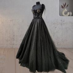 Velaris Wedding, Sweetheart Corset, Lavender Prom Dresses, Prom Dress Trends, Glitter Wedding Dress, Boho Wedding Gowns, Black Wedding Dress, Navy Blue Prom Dresses, Wedding Dress Cap Sleeves