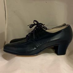 Selby Vintage Lace Up Leather Shoes. Size: 10aa Narrow Block Heel. Shoes Have Been Professionally Colored As They Did Back Then. These Seem To Be Unworn Or Very Gently Worn. No Signs Of Wear On Sole Or Heel. Please See Pictures To Appreciate. Bundle 2 + Items For 20% Discount Top Rated Seller Since Jan, 2017 Quick Shipping Smoke Free Home 1281 Vintage Lace-up Heels For Office, Vintage Lace-up Office Heels, Formal Lace-up Shoes With Reinforced Heel, Vintage Closed Toe Lace-up Shoes For Office, Leather Lace-up Shoes With Round Toe For Evening, Leather Lace-up Shoes For Evening With Round Toe, Evening Leather Lace-up Shoes With Round Toe, Evening Lace-up Shoes With Leather Sole And Round Toe, Lace-up Heels With Reinforced Heel For Formal Occasions