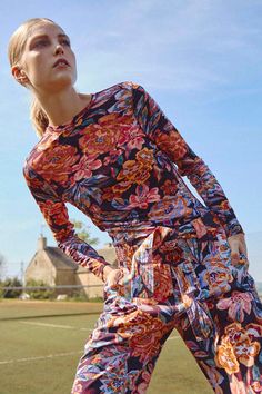 Margaret Top | Floral Top | Hunter Bell Friends Journal, Hunter Bell, Top Floral, Fashion Plates, Fitted Silhouette, New Arrival Dress, Floral Top, Set Dress, Crew Neckline