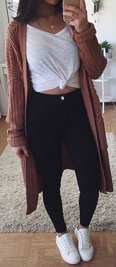 Winter Outfits Tumblr, Vinter Mode Outfits, College Outfits Comfy, College Outfits Winter, Simple Outfits For School, Legging Outfits, Wearing Clothes, Casual Fall Outfits