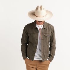 DESCRIPTION Born from earth and hand woven by artisans, the Del Sur collection is as natural as it gets. The Monterrey is a medium depth cattleman crown with an oversized brim treated with light stiffness for increased structure and shape. Made from our premium regular tripilla palm straw in Natural color, this hat has a UPF 50+ rating and offers excellent UV sun protection. Directly from the earth alongside our artisan partners, we bring you handmade quality you can trust. Multiple sizes availa Rustic Panama Hat With Flat Brim In Natural Color, Rustic Natural Panama Hat With Flat Brim, Western Brimmed Straw Hat For Everyday, Western Style Brimmed Straw Hat For Everyday, Casual Panama Hat With Flat Crown For Rodeo, Casual Flat Crown Panama Hat For Rodeo, Casual Brown Panama Hat With Flat Crown, Rustic Natural Hat Band With Flat Brim, Casual Flat Brim Panama Hat For Ranch