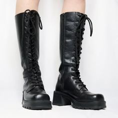 Goth Platform Lace-up Boots Tall Goth Boots, 90s Chunky Boots, Goth Combat Boots, Vintage Platform Boots, Boots Grunge, Goth Platforms, Dior Boots, Goth Boots, Black Knees