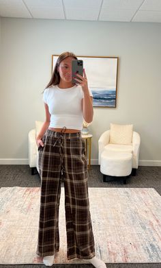 Model is wearing a size Small The perfect pants for Fall & Winter 60% Polyester & 40% Rayon Super soft & cozy Fall Pjs, Cute Pajama Pants, Pajama Pants Outfit, Fall Pajamas, Tie Dye Sets, Pj Outfit, Comfy Pajamas, Plaid Pajama, Plaid Pajama Pants