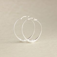 Crescent moon hoop earrings, half moon hoops earrings, delicate moon hoop earrings, Celestial earrings These moon earrings are designed, hand sculpted, cast in silver and finished by hand. You can choose them in matte finishing or high polished finishing! These detailed Moon faced earrings are cast in sterling silver and the diameter is 3.5 cm. We have a SPECIAL OFFER for you! Now, you can choose the whole set (moon earrings and moon ring). Please note to us the size of the ring if you choose th Moon Face Earrings, Moon Fabric, Half Moon Earrings, Celestial Earrings, Crescent Moon Earrings, Face Earrings, Moon Collection, Buy Earrings, Moon Ring