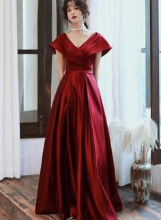 Red Prom Dress With Sleeves, Junior Prom Dress, Blue Tulle Prom Dress, Junior Prom, Burgundy Dresses, Jr Prom, Prom Dress Long, Hoco Dress, Junior Prom Dresses