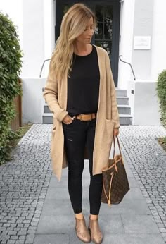 Work Fashion Over 40, Jeans And Jacket Outfit Women, Women's Office Wear Work Outfits, Women Black Jacket Outfit, Casual Outfits For Women Over 50 Classy, Fall Work Clothes Business Casual, Casual Outfit 2023 Winter, Business Formal Dinner Outfits For Women, Women In There 40s Fashion