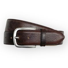 High quality leather belt made of the best full cowhide. The belt has a very pleasant leather feel and becomes really nice and soft when worn. A special feature of this belt is the soft, pure vegetable nubuck lining. Nubuck is a type of leather where the surface is lightly sanded to create a velvety texture. The lining, which is the inside of the belt, is made of high quality natural nubuck leather and is comfortable to wear. We can easily customize the belt to your individual size to ensure the best fit. Measuring the waist circumference will help you find the right belt length and ensure that the belt fits well and is comfortable. PRODUCT DETAILS: Width: 4.0cm Size: customized according to waist circumference Buckle: antique silver ( nickel free ) leather origin: italy Production: Made i Jeans Belt, Belt Vintage, Jean Belts, Brown Leather Belt, Suspender Belt, Waist Circumference, Dark Brown Leather, Nubuck Leather, Vintage Jeans