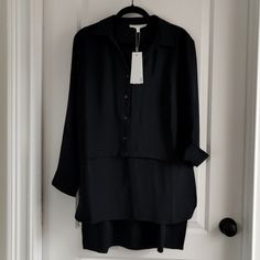 Nice Blouse Tunic Length Back Longer Than The Front, Polyester Black Collared Blouse For Layering, Black Blouse With Shirttail Hem For Daywear, Black Button-up Blouse For Layering, Relaxed Fit Cotton Button-up Tunic, Black Bohemian V-neck Tunic, Awesome Blouse, Long Tunic, Tunic Blouse, Tunic Length