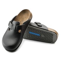 Black Birkenstock, Birkenstock Men, Black Clogs, Birkenstock Women, Sneaker Sale, Birkenstock Boston, Birkenstock Boston Clog, Leather Clogs, Unisex Shoes