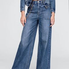 Culta Gaia X Gap Collaboration Released 10/10/24.High Rise Stride Chain Jeans. Size 27. Brand New With Tags. Color Medium Indigo. Chain Jeans, Modern Goddess, Jeans Look, Into Art, Cult Gaia, Gap Jeans, Pocket Jeans, High Rise Jeans, Colored Jeans