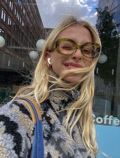 Models Wearing Glasses, Optometrist Aesthetic, Aesthetic Eyeglasses, Eyeglasses Aesthetic, Hippie Glasses, Sunglasses For Your Face Shape, Trendy Eyewear