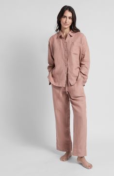 Activate 'Relax Mode' in these couch-beckoning lounge pants made from garment-washed linen for a soft, lived-in-feel from the first wearing. 30" inseam; 20" leg opening; 14" front rise; 14" back rise (size medium) Elastic/drawstring waist Front slant pockets 100% European flax Machine wash, line dry Made in Portugal OEKO-TEX®–certified materials free of harmful substances Spring Linen Lounging Pants, Casual Relaxed Fit Bottoms For Home, Linen Pants For Lounging, Casual Linen Lounging Pants, Linen Lounging Pants, Effortless Linen Lounge Pants, Effortless Linen Pants For Loungewear, Comfortable Linen Bottoms For Lounging, Comfortable Linen Lounge Pants