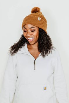 Beanie Outfit Ideas, Style A Beanie, Carhartt Style, Beanie Outfit, Cc Beanie, On The Horizon, Pom Beanie, The Horizon, Brown Fashion