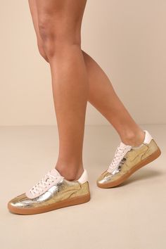 Trendy Leather Sneakers With Gum Sole, Trendy Metallic Lace-up Sneakers, Gold Low-top Sneakers With Textured Sole, Metallic Round Toe Casual Sneakers, Trendy Sneakers With Leather Sole And Flat Heel, Casual Metallic Sneakers With Round Toe, Casual Metallic Sneakers With Perforated Toe Box, Metallic Sneakers With Round Toe For Spring, Metallic Low-top Sneakers For Spring