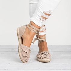 Lace Up Espadrilles Flats, Comfy Boyfriend, Espadrilles Flats, Espadrilles Style, Cute Flats, Low Heel Shoes, Beach Living, Shoe Boot Sandals