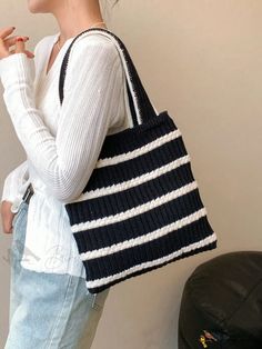 Bird in Bag - Striped Pattern Womens Single Shoulder Tote Bag Crochet Things, Crochet Tote Bag, Crochet Tote, Tote Bag Pattern, Black Crochet, Crochet Bags, Shoulder Tote Bag, Bird In Bag, Handle Bag