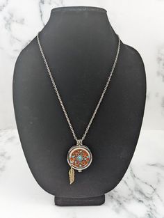 DREAM CATCHER ESSENTIAL OIL DIFFUSER NECKLACE AROMA THERAPY LOCKET PENDANT 26". Shipped with USPS Ground Advantage. Oil Diffuser Necklace, Aroma Therapy, Essential Oil Necklace Diffuser, Diffuser Necklace, Fashion Jewelry Necklaces, Essential Oil Diffuser, Oil Diffuser, Fashion Watches, Locket