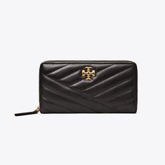 The Kira Zip Continental Wallet is made of soft chevron-quilted leather with beveled Double T hardware. It's designed with multiple pockets and a long shape that fits all full-length bills without folding. Tory Burch Kira Chevron, Kira Chevron, Tory Burch Wallet, Tory Burch Kira, Leather Roll, Best Wallet, Designer Wallets, Quilted Leather, Card Wallet