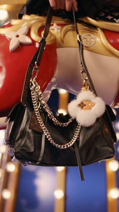 Embodying the uplifting spirit of the season, Louis Vuitton's holiday gift edit for Women showcases a selection of dazzling handbags and accessories, adorned with festive touches. Holiday Gifts, Bring It On, Festival, Celebrities