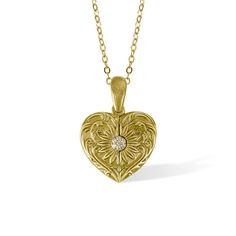 Photo Heart Wings Locket Necklace - This necklace features a vintage-inspired heart locket design with intricate wing accents. The locket can be customized with a personal photo, allowing you to carry a cherished memory or a loved one's image close to your heart. It adds a sentimental and nostalgic touch to the necklace, making it a truly personalized and meaningful piece of jewelry. Flower Accents - The heart locket is adorned with delicate flower accents, adding a touch of femininity and c... Heart Necklace Aesthetic, Wedding Cord, Necklace Drawing, Heart Wings, Locket Design, Sunflower Hearts, Heart Projects, Photo Locket Necklace, Personalized Gift Bags