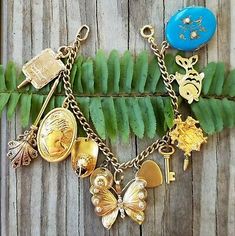 Flat Fish, Vintage Gold Bracelet, Solid Gold Charms, Cb 750, Bracelet Diamond, Belly Jewelry, Largest Butterfly, Gold Charm Bracelet, Round Button