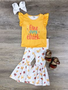 Summer Casual Sets With Ruffle Hem, Casual Summer Sets With Ruffle Hem, Cute Sets With Ruffle Hem For Summer, Cute Summer Sets With Ruffle Hem, Cute Ruffle Hem Summer Sets, Casual Ruffle Hem Sets For Spring, Casual Spring Sets With Ruffle Hem, Cute Yellow Sets For Summer, Cute Yellow Summer Sets