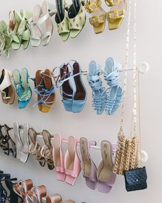 stylish shoe storage ideas Ikea Curtain Rods, Alyssa Coscarelli, Dr Shoes, Fashion 90s, Hot Wheel, Shoe Inspo, Aesthetic Shoes, Winter Trends, Mode Inspo