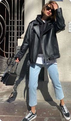 Athleisure Trend, Looks Street Style, Outfit Trends, Looks Chic, Looks Style, Mode Inspiration