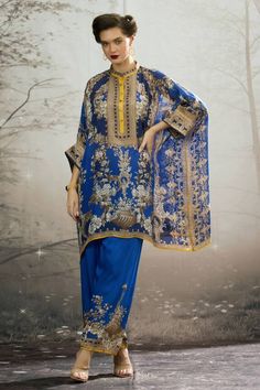 Blue tunic with flower print and band collared neckline. - Aza Fashions Collar Chanel, Rajdeep Ranawat, Chanel Flower, Diana Penty, Flower Band, Luxury Sale, Print Layout, Fashion App, Band Collar