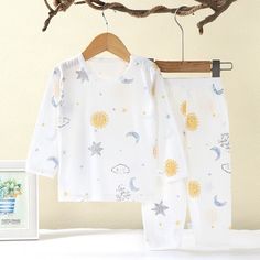 Our Soft Breathable Cotton Baby Children Pajamas Set is the perfect sleepwear choice for your little ones aged 0-5 years old. Crafted from soft and breathable cotton, this set ensures optimal comfort during bedtime. The long sleeves provide extra warmth, keeping your child cozy throughout the night. Featuring a cute cartoon design, this pajama set adds a playful touch to your child's sleepwear collection. The adorable patterns are sure to bring a smile to your little one's face. Whether it's bed Cotton Pajama Sets, Sleepwear Sets, Styl Retro, Cotton Pyjamas, Pajamas Set, Pajama Top, Cotton Baby, Summer Cotton, Cartoon Print