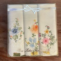 Vintage Three Ladies Floral Handkerchiefs -New In Box! -The Handkerchiefs Have Not Been Taken Out Of The Box. The Box Was Only Open To Take Photos For This Listing. -Embroidered Floral, Set Of 3 Boxed Set. Folding Napkins, Floral Set, Napkin Folding, Vintage Handkerchiefs, Wildflower Wedding, Boxed Set, Accessories Vintage, Floral Fabric, Vintage Accessories